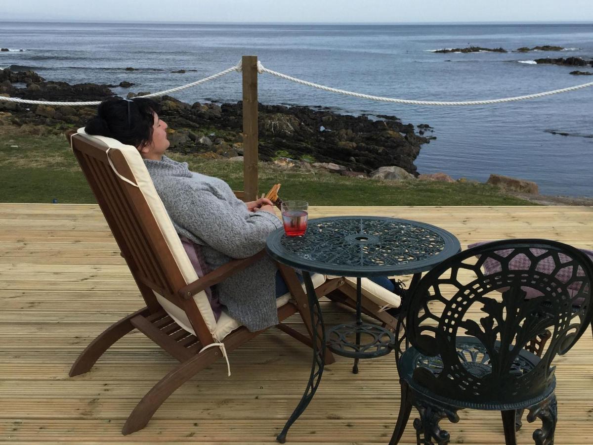 Pew With A View - Seafront Cottages Sandhaven Bagian luar foto
