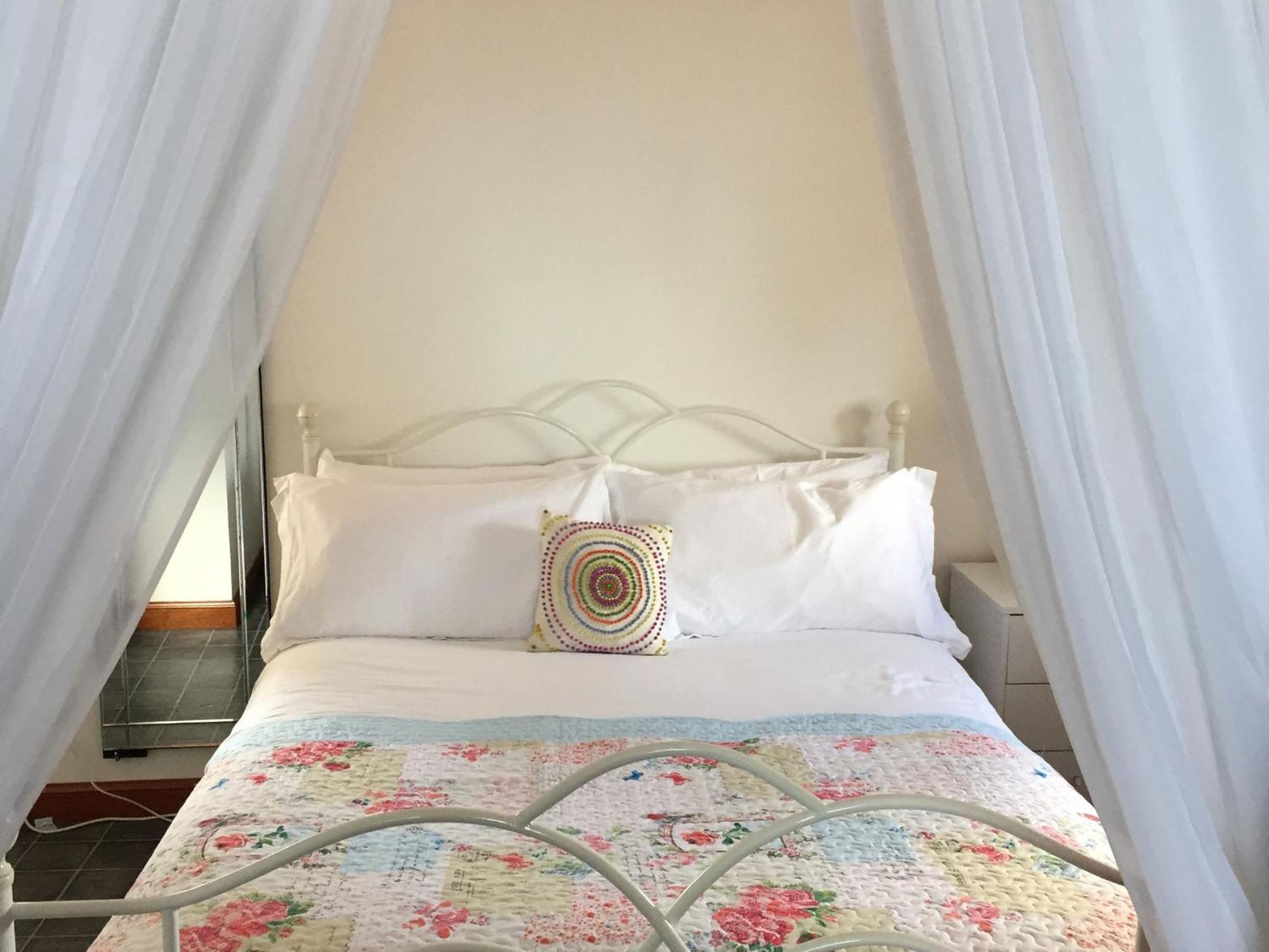 Pew With A View - Seafront Cottages Sandhaven Ruang foto